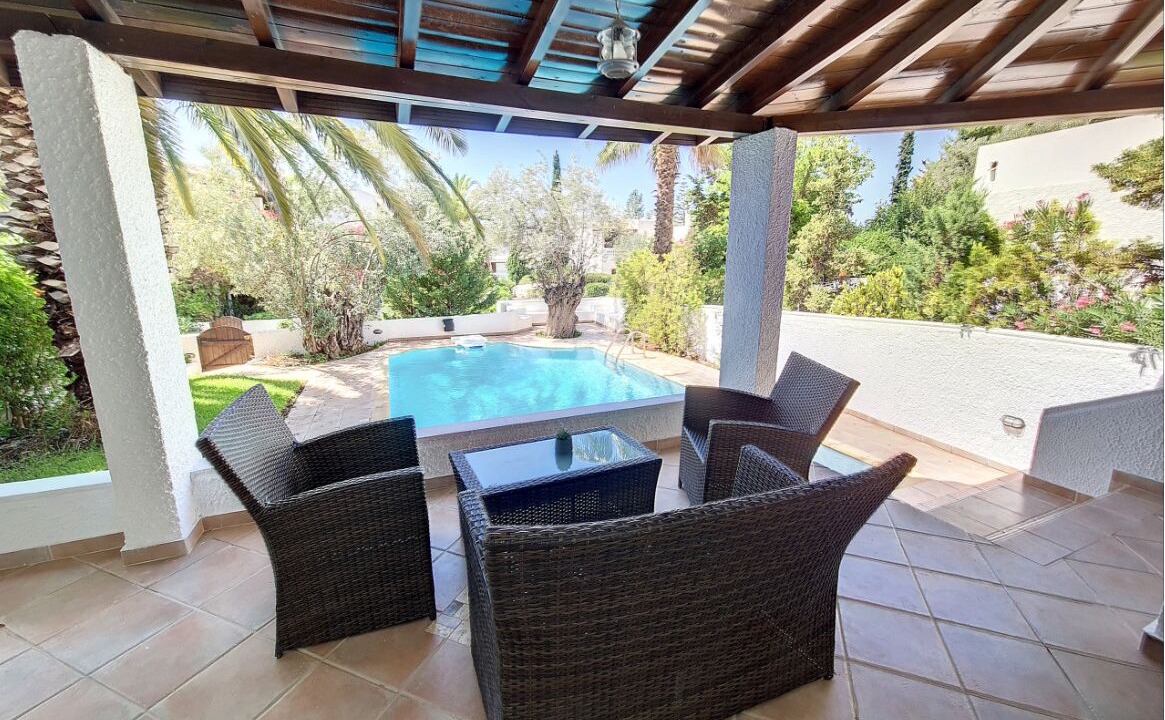 Photo of Patio Balcony in Plepi