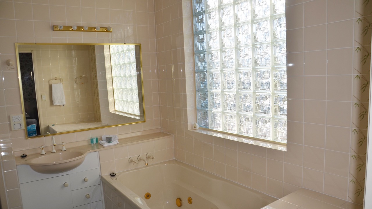 Photo of Bathroom in Loganholme