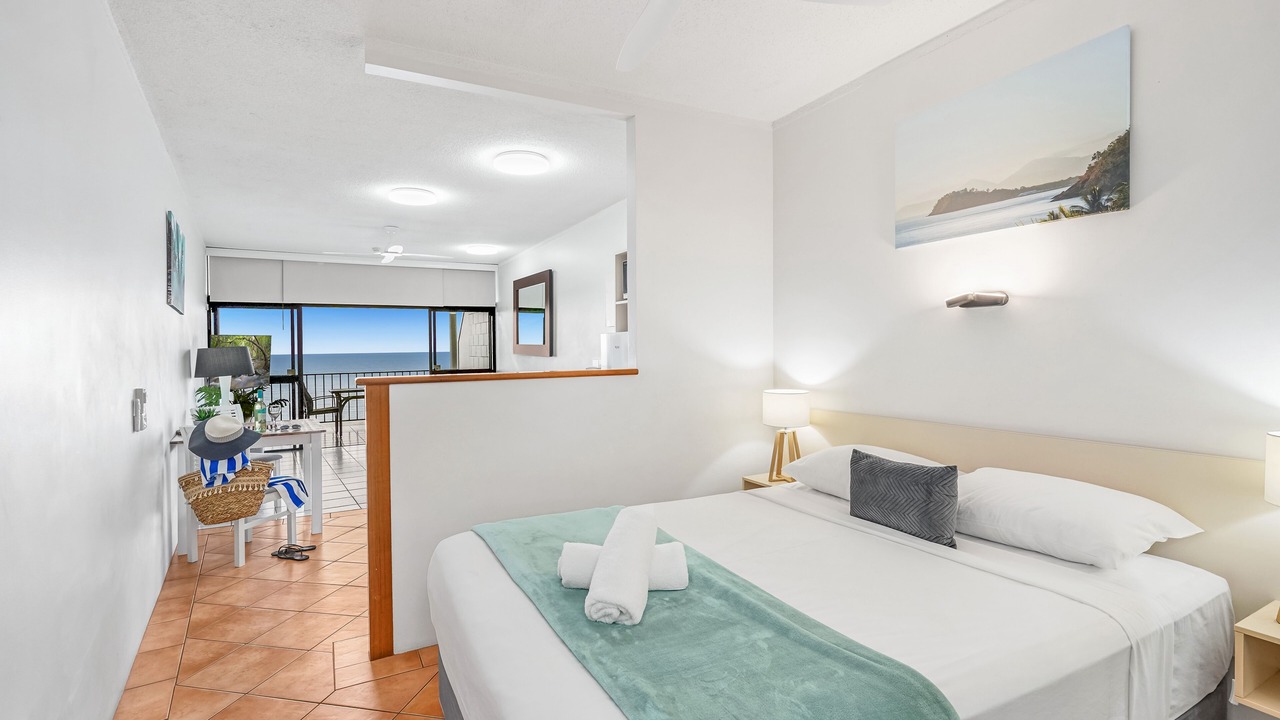 Photo of Bedroom in Trinity Beach