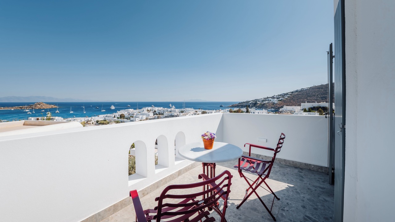 Photo of Bedroom in Platis Gialos