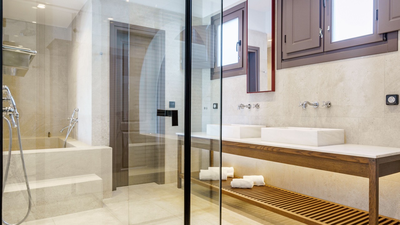 Photo of Bathroom in Platis Gialos