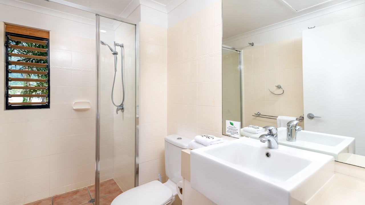 Photo of Bathroom in Palm Cove