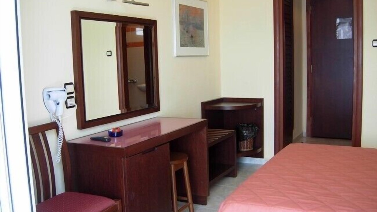 Photo of Bedroom in Lefkandi
