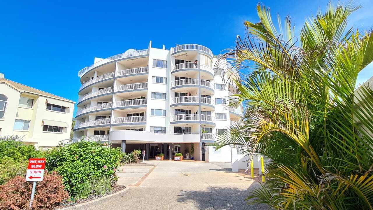 Photo of Buildings in Woorim