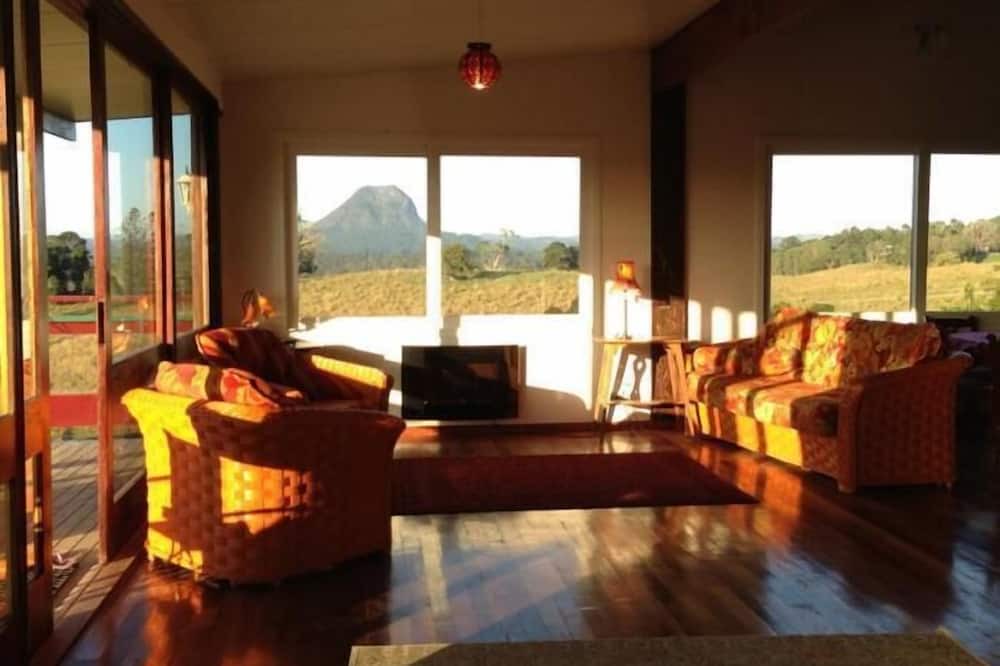 Photo of Livingroom in Pinbarren