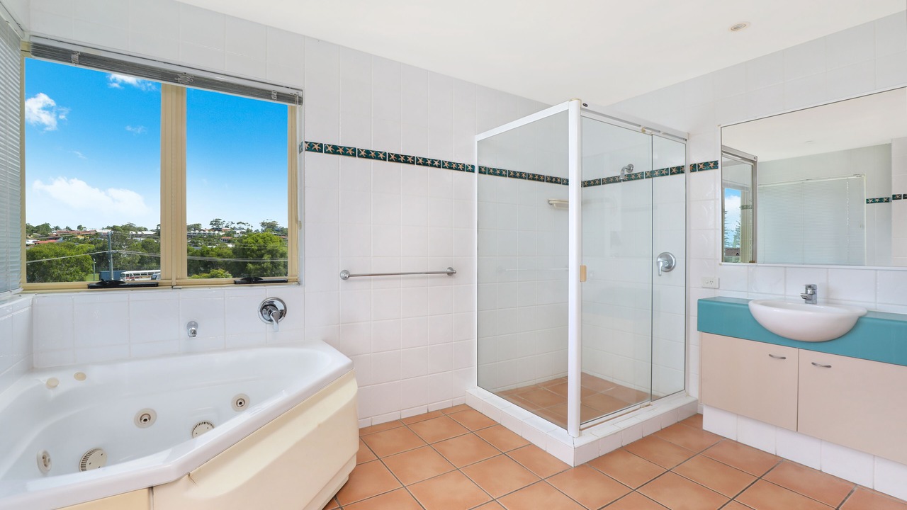 Photo of Bathroom in Alexandra Headland