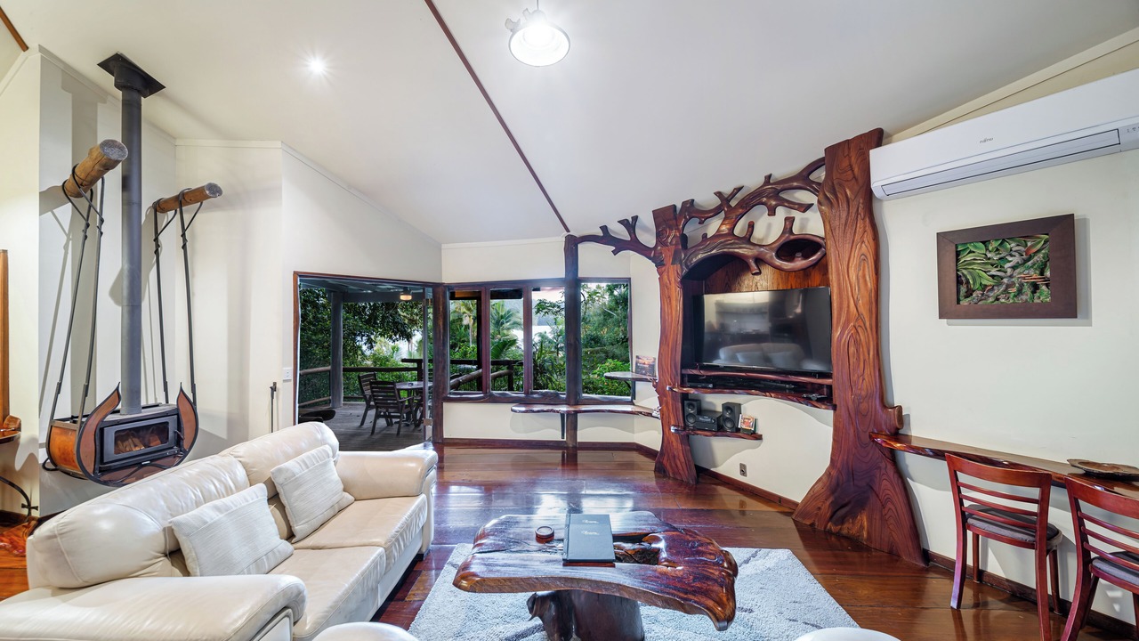 Photo of Livingroom in North Maleny