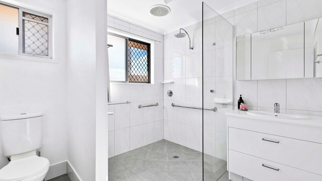 Photo of Bathroom in Traviston