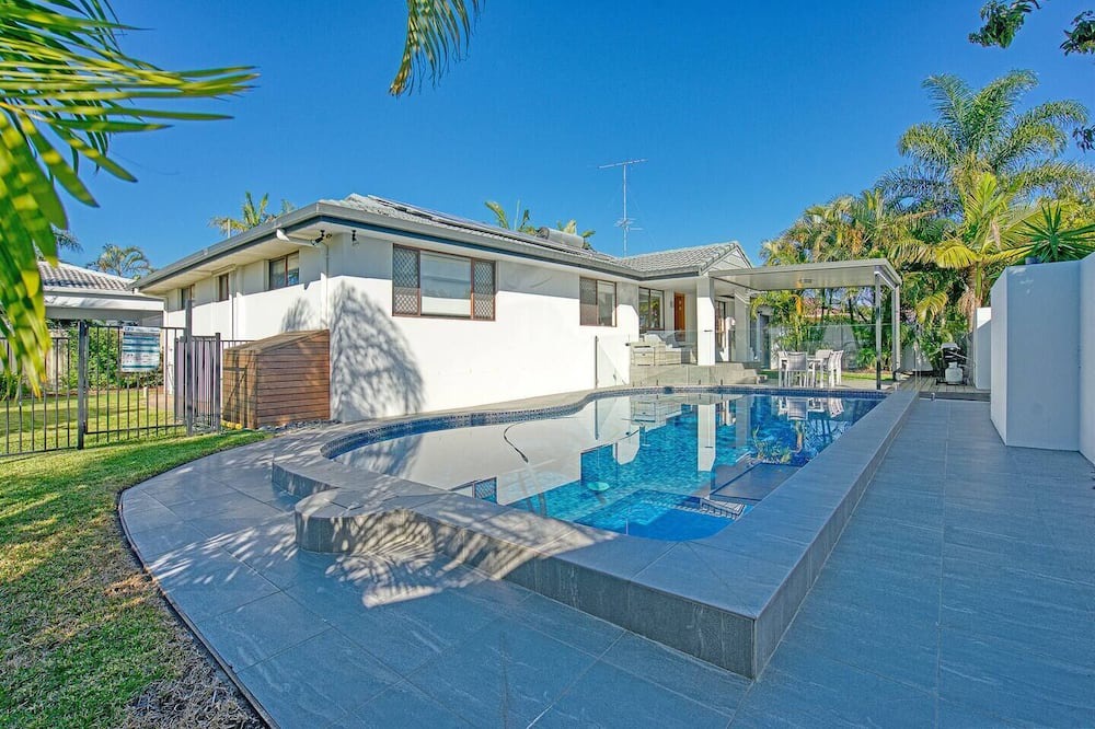 Photo of Outdoor in Burleigh Waters