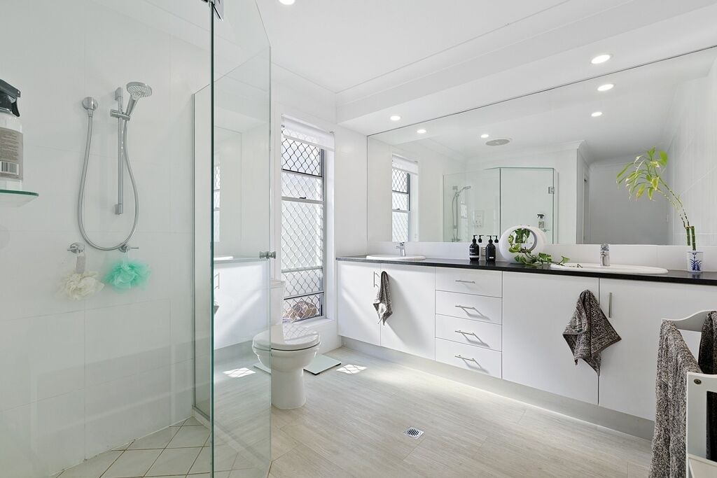 Photo of Bathroom in Twin Waters