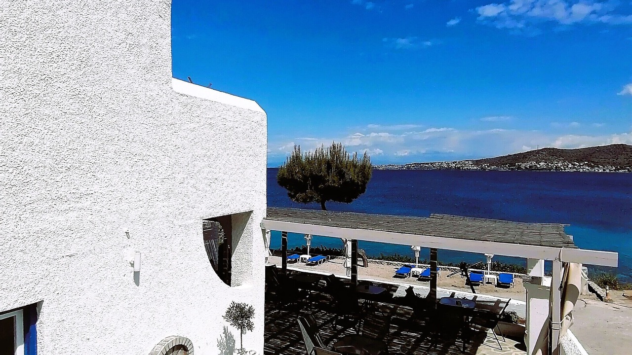 Photo of Patio Balcony in Perdhika