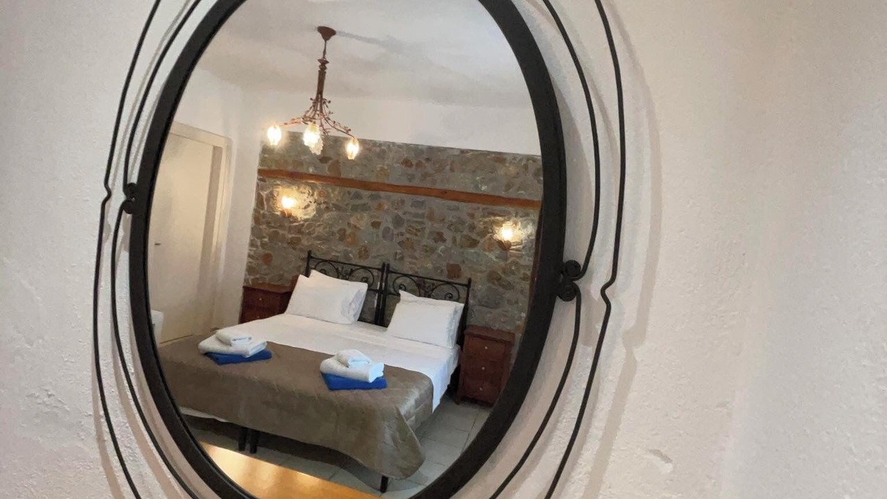 Photo of Bedroom in Troulos