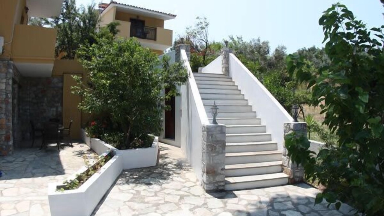 Photo of Outdoor in Troulos
