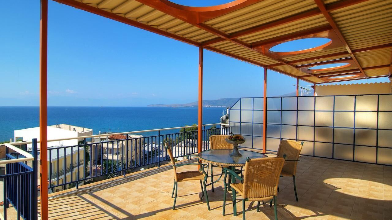 Photo of Patio Balcony in Itea