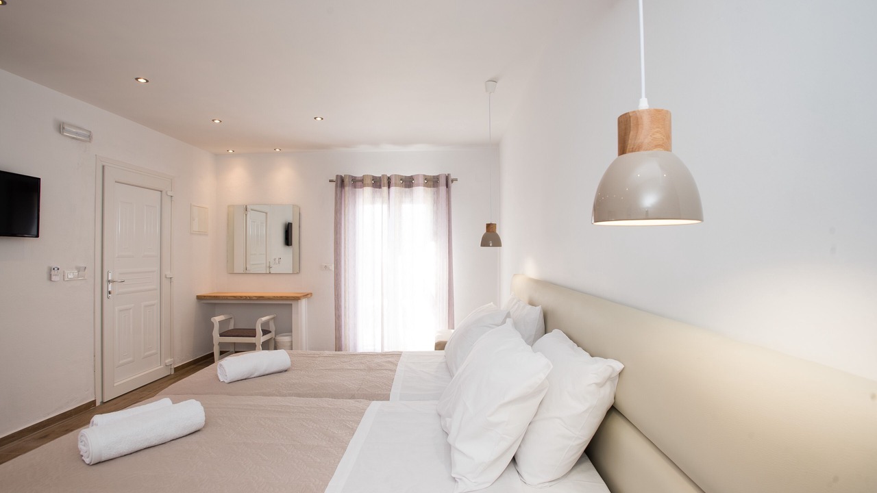 Photo of Bedroom in Ornos