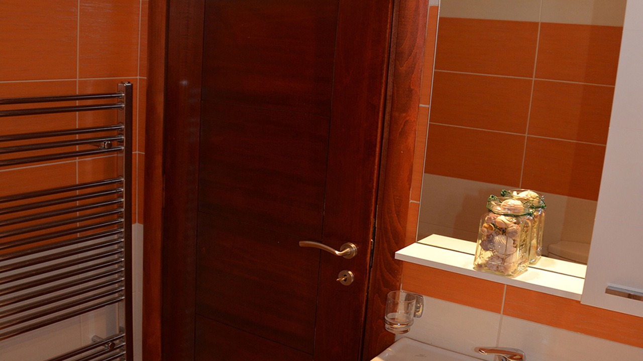 Photo of Bathroom in Kariotai