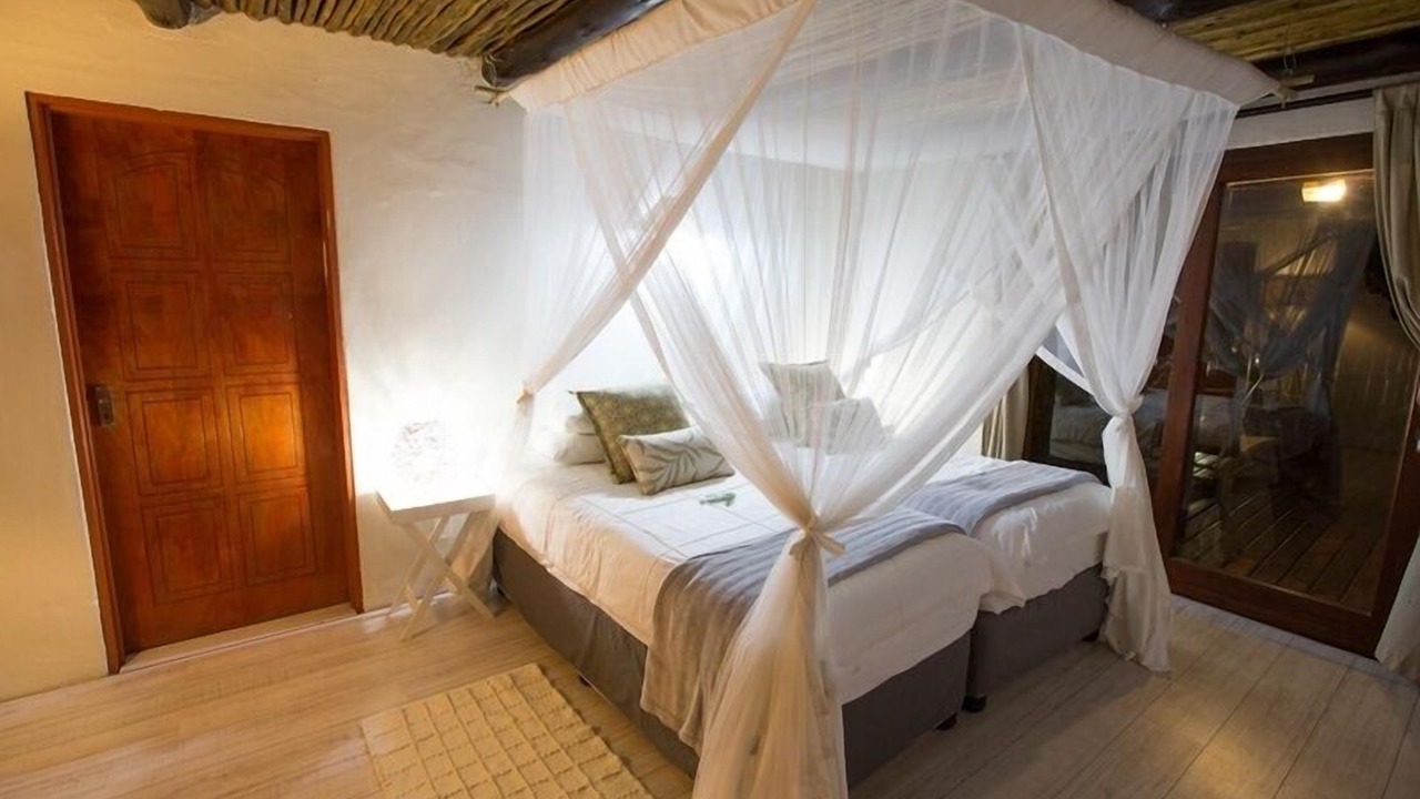 Photo of Bedroom in Thorny Bush Game Reserve