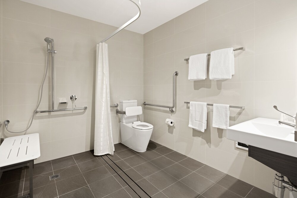 Photo of Bathroom in Eight Mile Plains