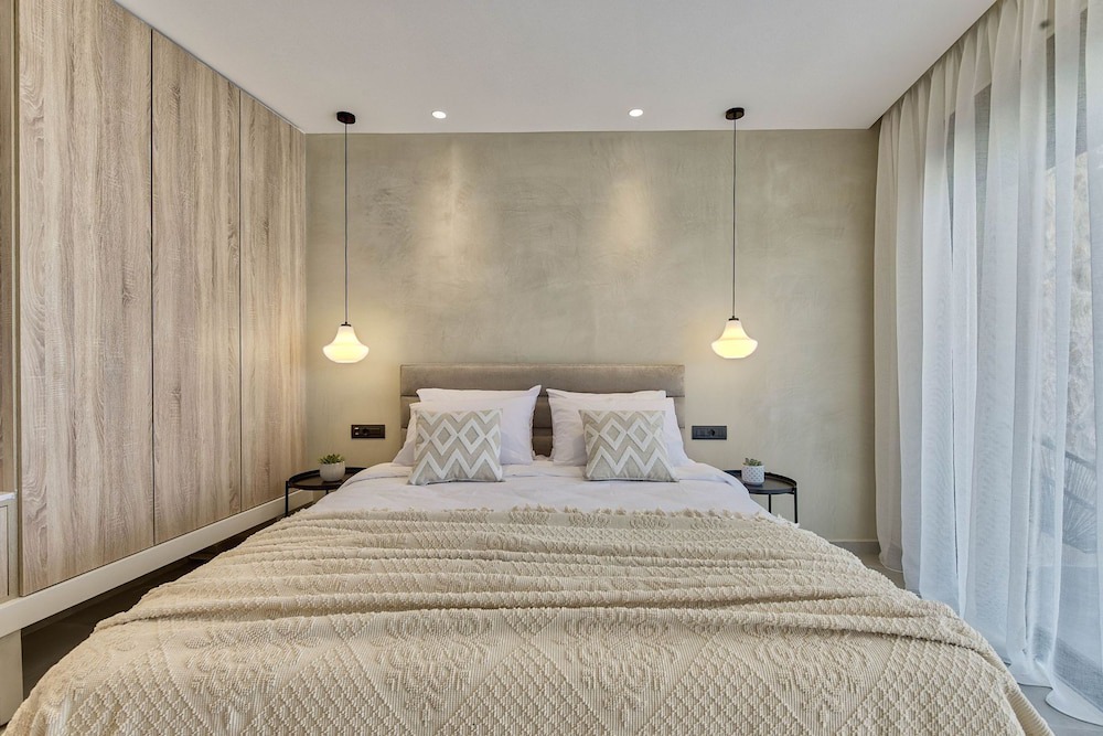 Photo of Bedroom in Amoudi