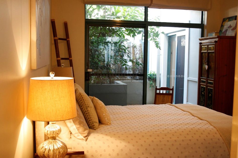 Photo of Bedroom in Kangaroo Point