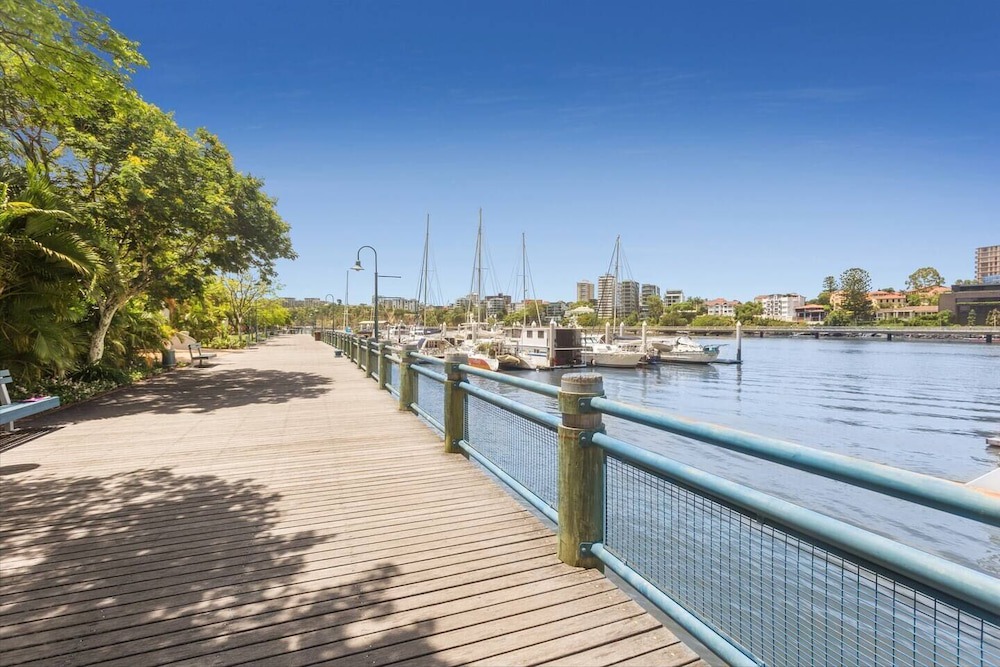 Photo of Others in Kangaroo Point