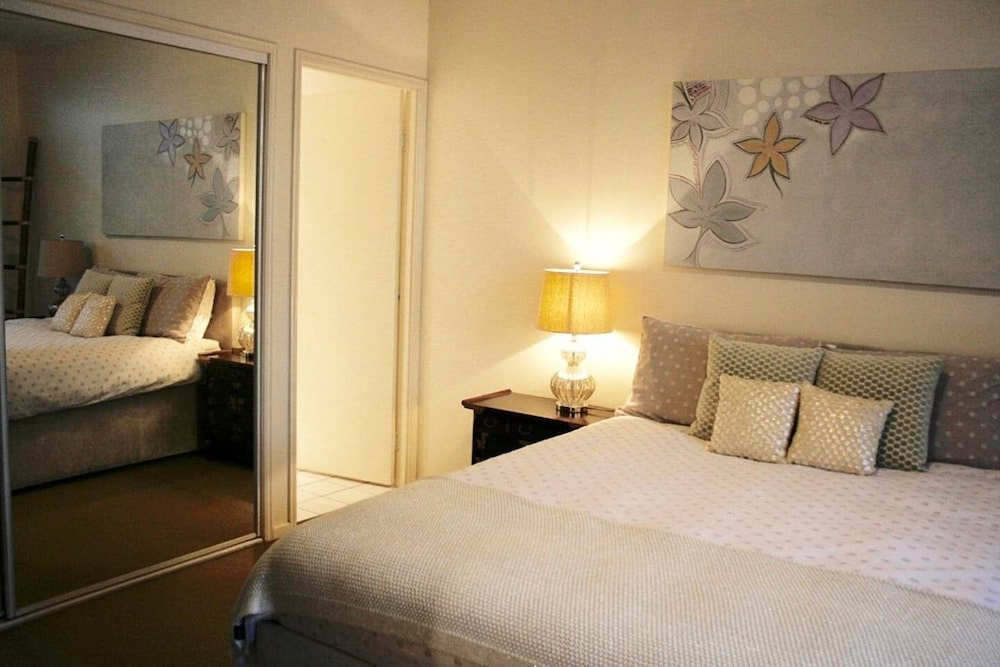 Photo of Bedroom in Kangaroo Point