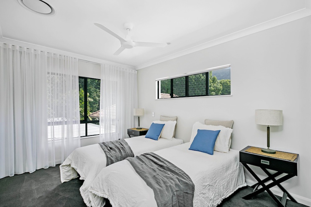 Photo of Bedroom in Palm Cove