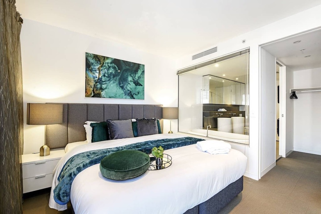 Photo of Bedroom in Broadbeach