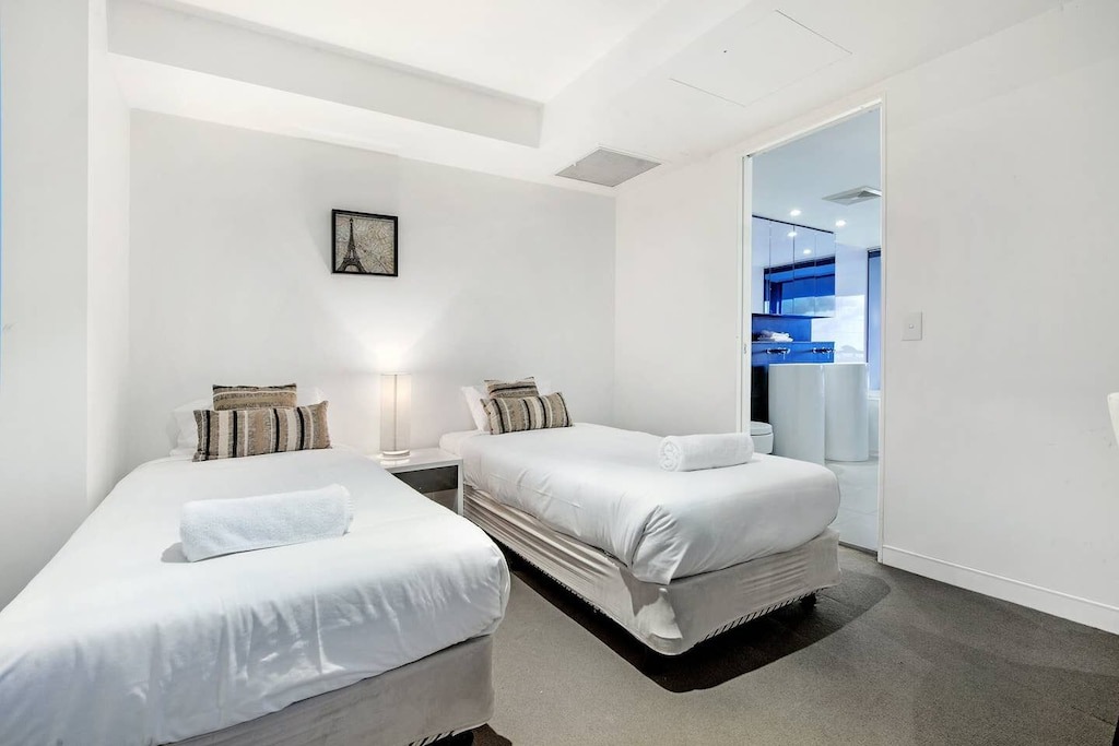 Photo of Bedroom in Broadbeach