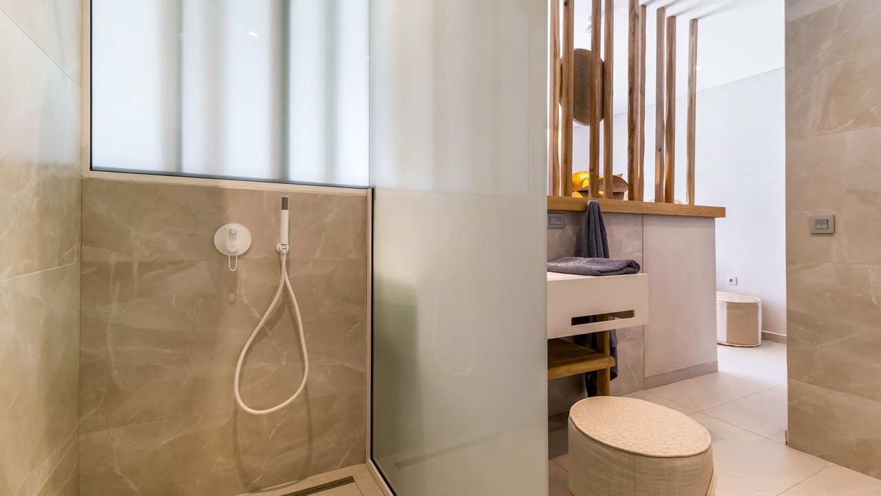 Photo of Bathroom in Katomerion