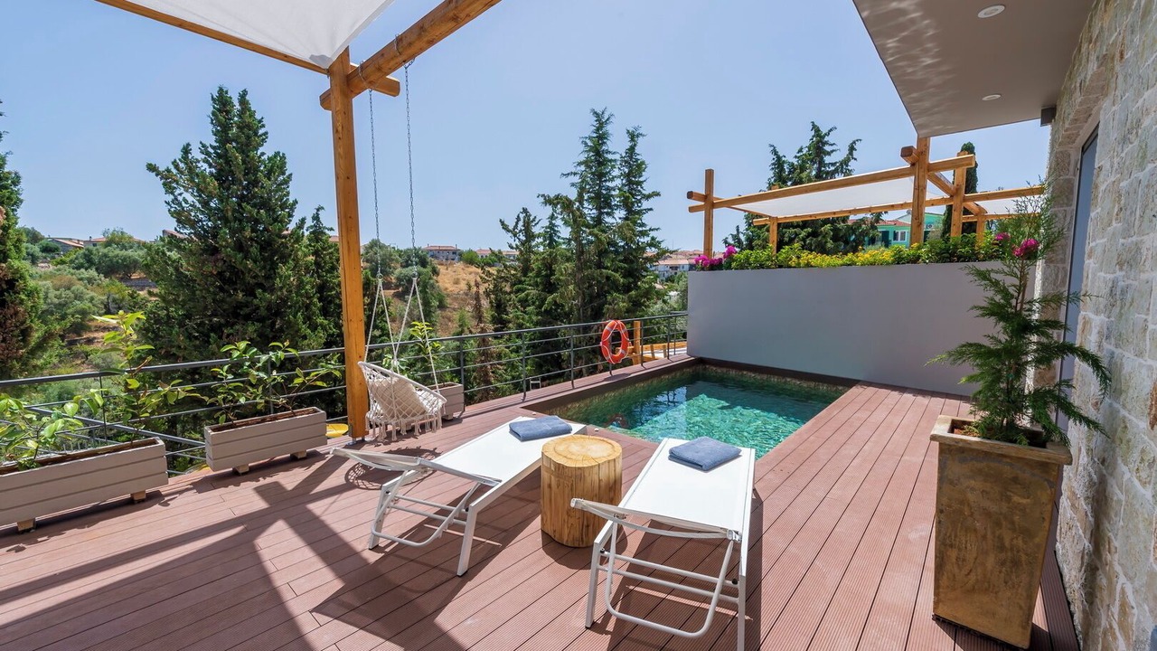 Photo of Outdoor in Katomerion