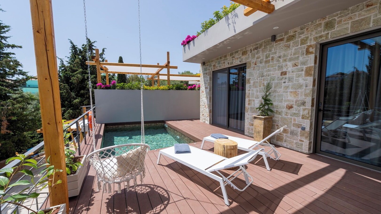 Photo of Outdoor in Katomerion
