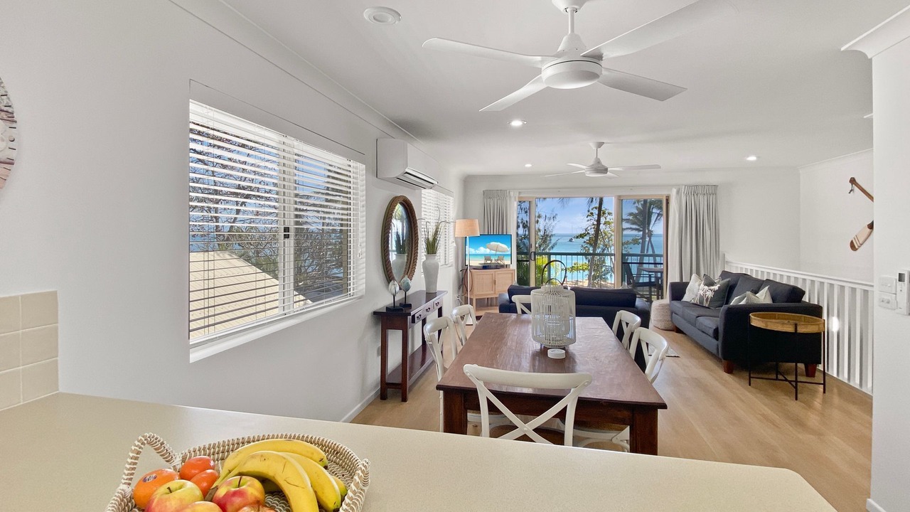 Photo of Livingroom in Horseshoe Bay