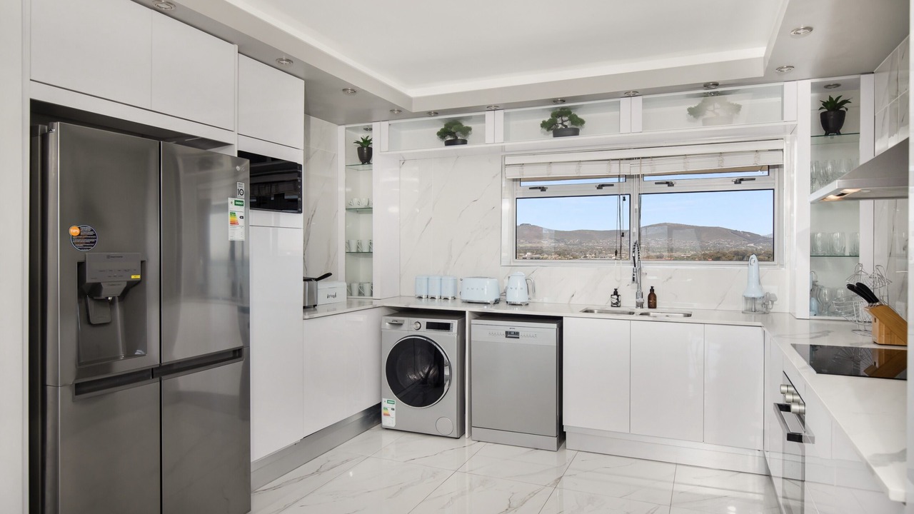 Photo of Kitchen in Century City