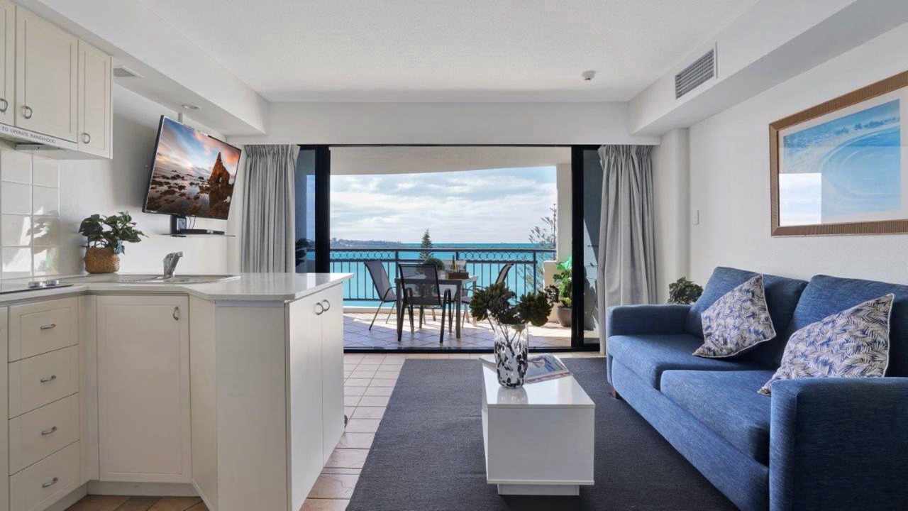 Photo of Livingroom in Golden Beach