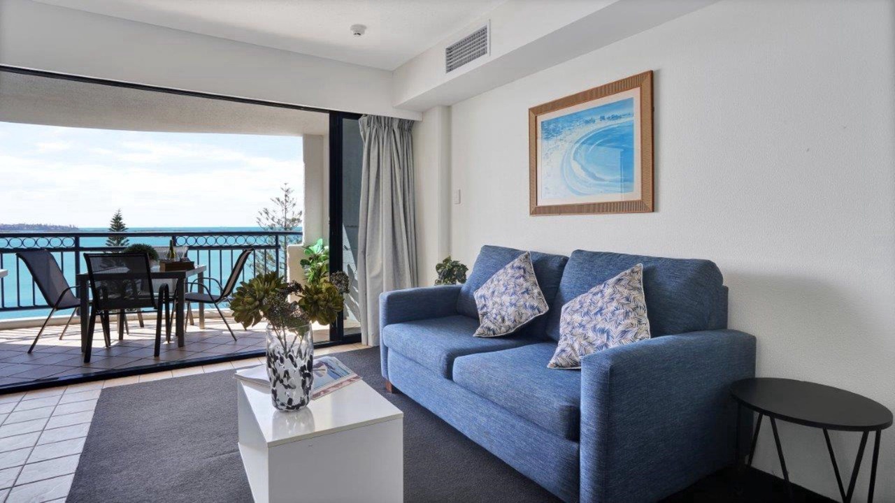 Photo of Livingroom in Golden Beach