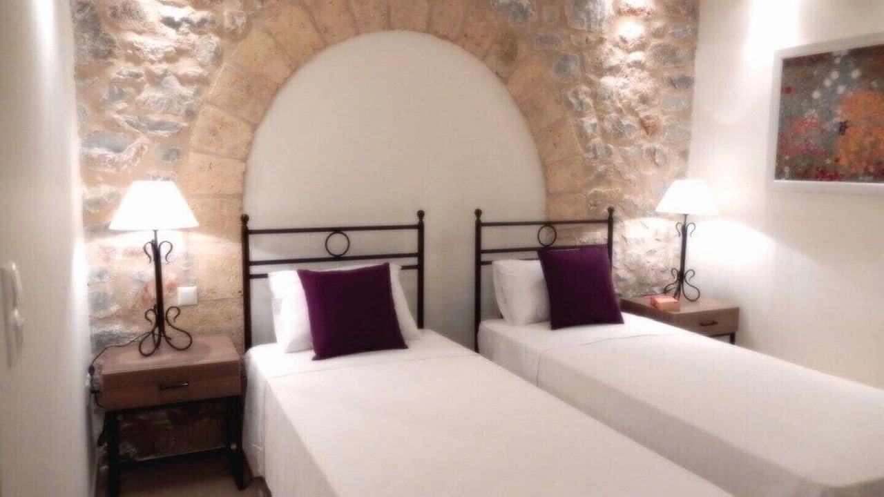 Photo of Bedroom in Lefktron