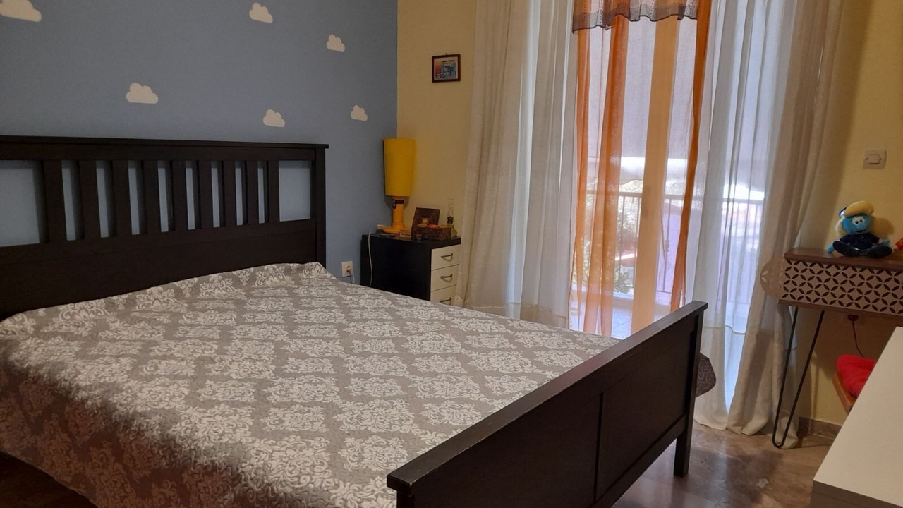 Photo of Bedroom in Lokroi