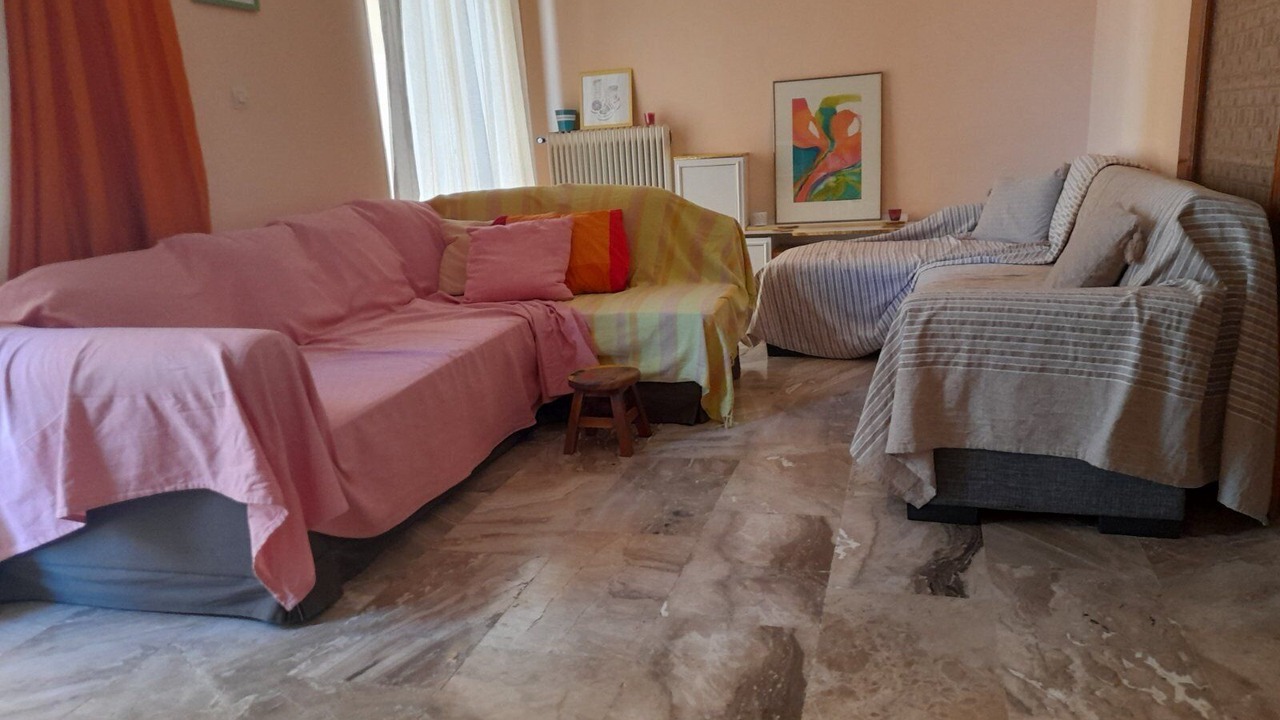 Photo of Livingroom in Lokroi