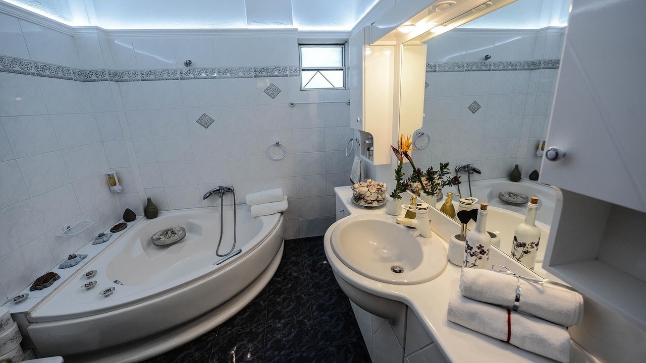 Photo of Bathroom in Theologos