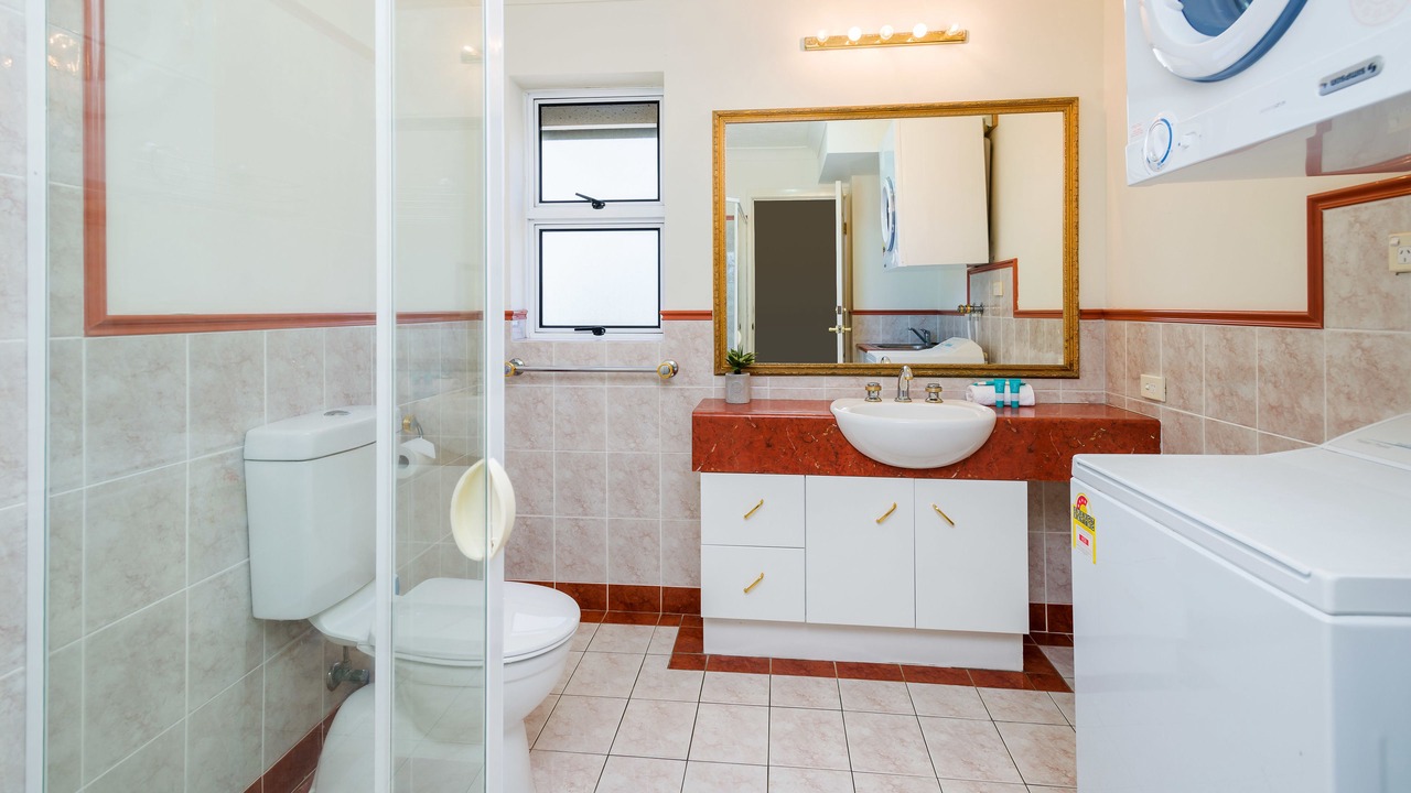 Photo of Bathroom in Broadbeach