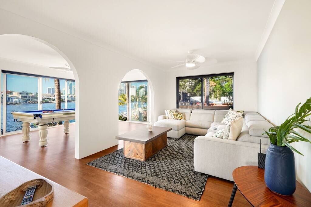Photo of Livingroom in Surfers Paradise