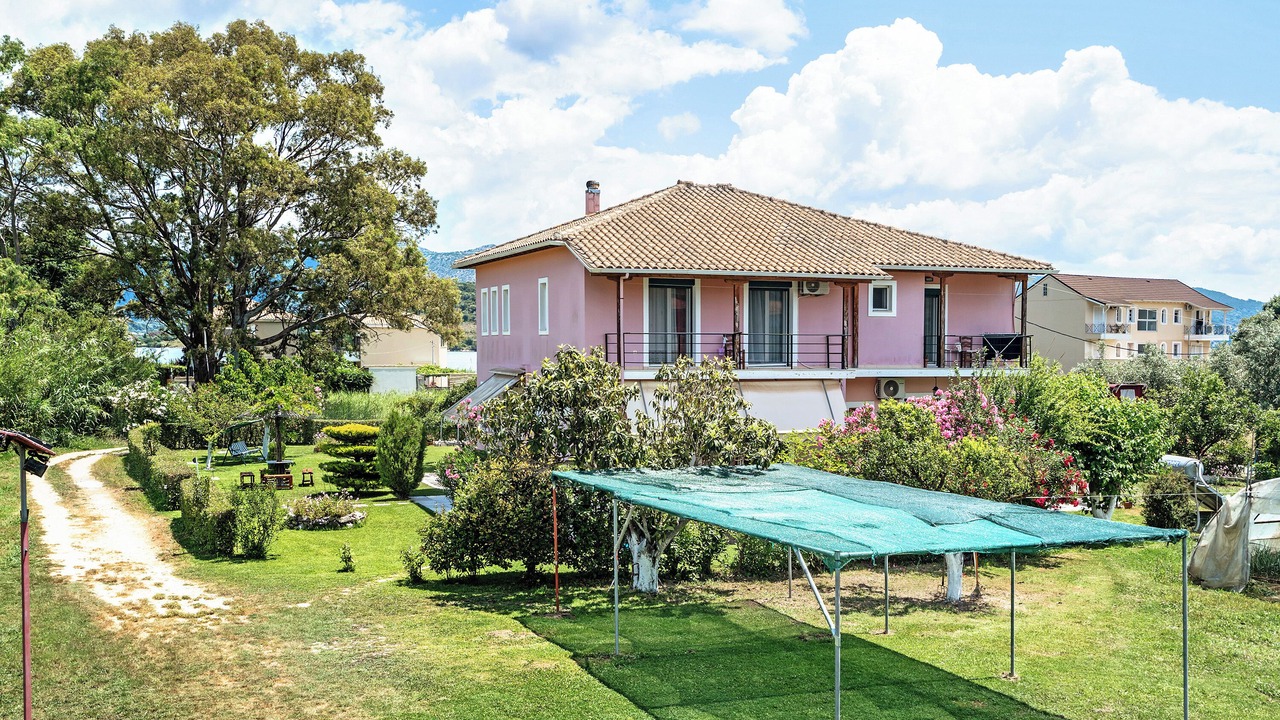 Photo of Outdoor in Lygia
