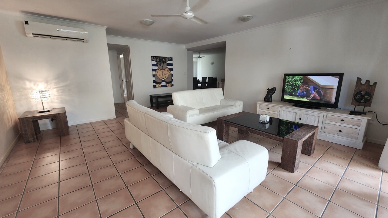 Photo of Livingroom in Cannonvale