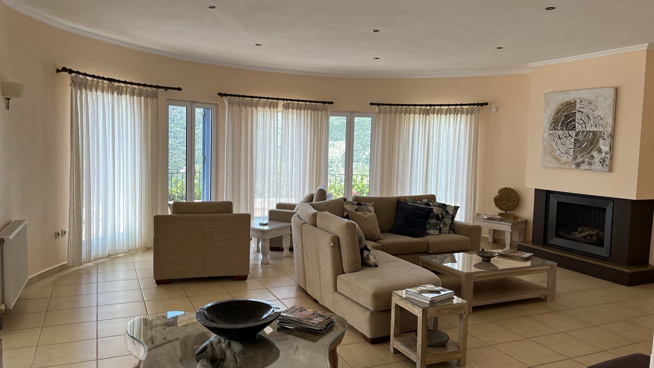 Photo of Livingroom in Mikros Gialos