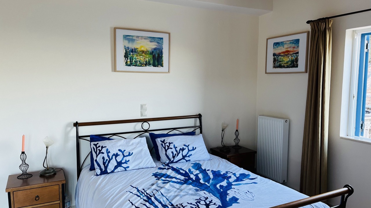 Photo of Bedroom in Mikros Gialos