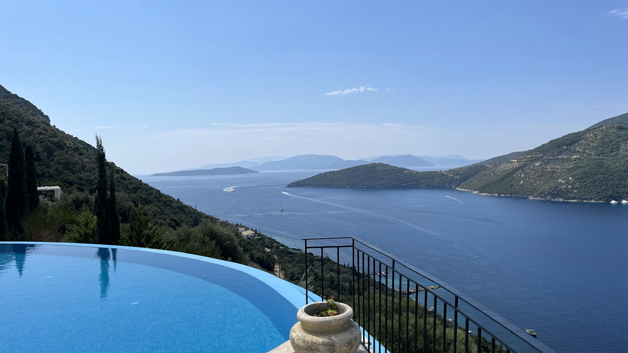 Photo of Outdoor in Mikros Gialos