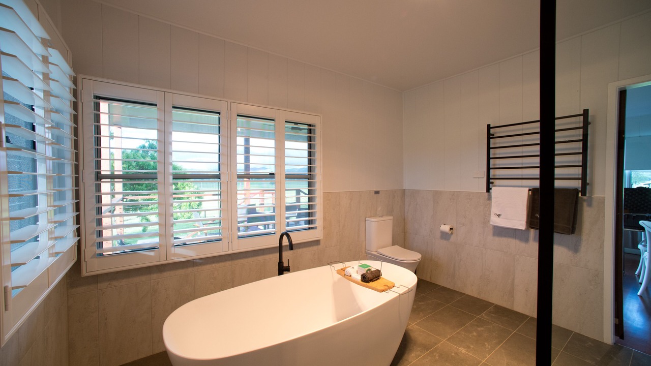 Photo of Bathroom in Tamrookum