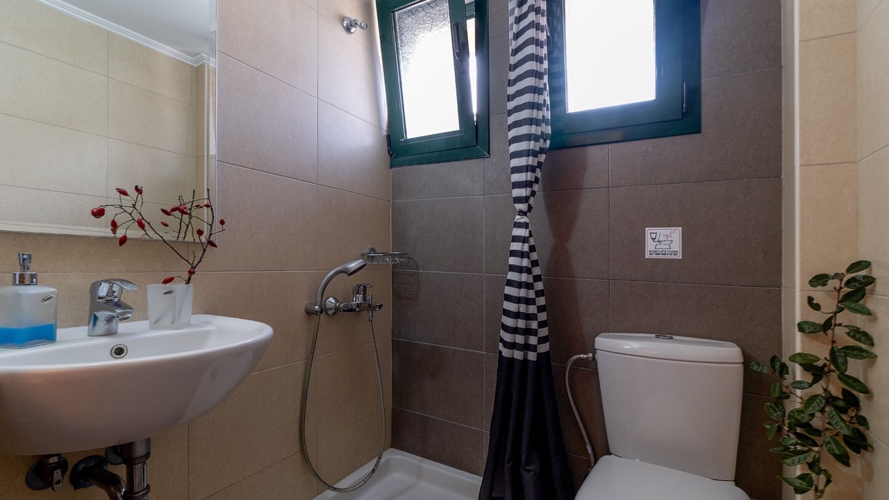 Photo of Bathroom in Drimonas
