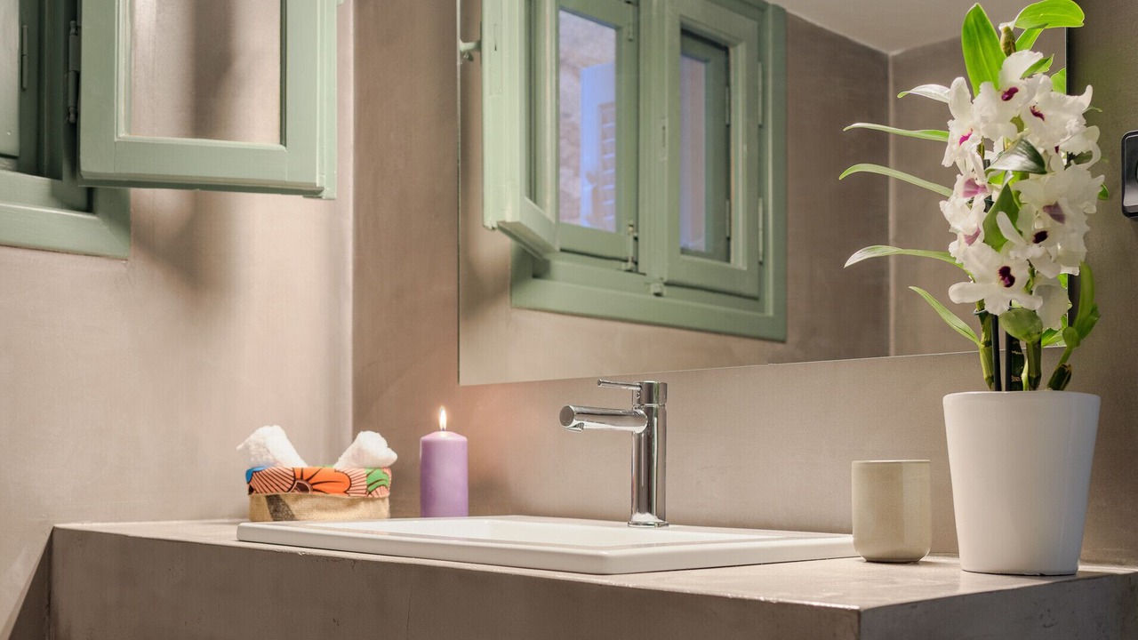Photo of Bathroom in Alika